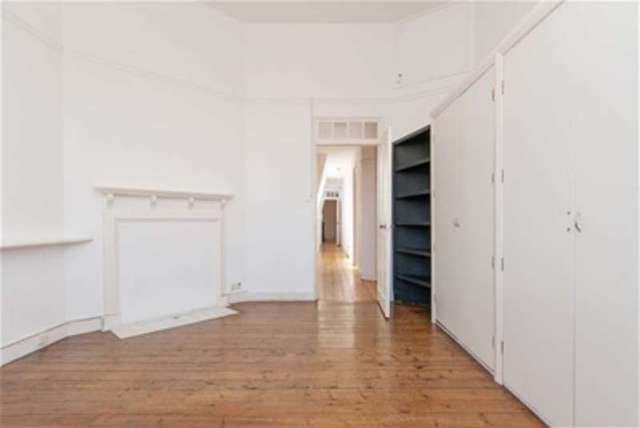  Image of 4 bedroom Flat to rent in St. Johns Wood High Street London NW8 at London, NW8 7DX