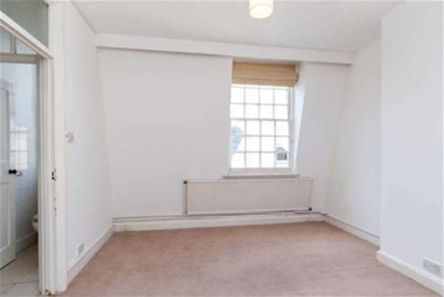  Image of 4 bedroom Flat to rent in St. Johns Wood High Street London NW8 at London, NW8 7DX