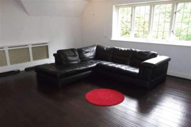  Image of 3 bedroom Flat to rent in Harborne Road Edgbaston Birmingham B15 at Birmingham, B15 3UH
