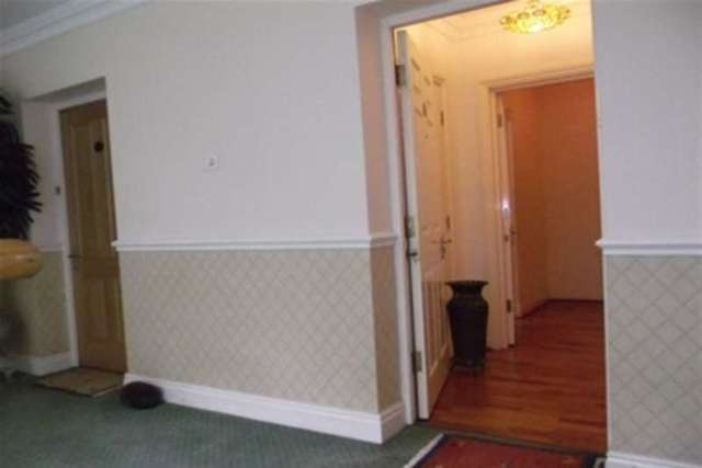  Image of 3 bedroom Flat to rent in Harborne Road Edgbaston Birmingham B15 at Birmingham, B15 3UH