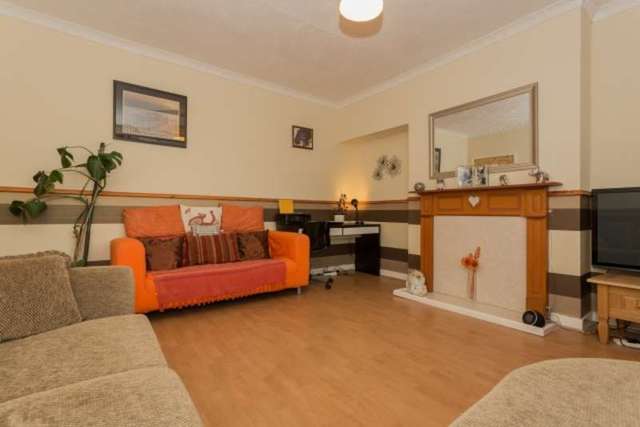 Image of 3 bedroom End of Terrace for sale in Hareshaw Drive Kilmarnock KA3 at Kilmarnock, KA3 2EY