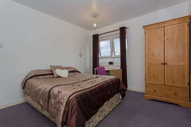  Image of 3 bedroom End of Terrace for sale in Hareshaw Drive Kilmarnock KA3 at Kilmarnock, KA3 2EY