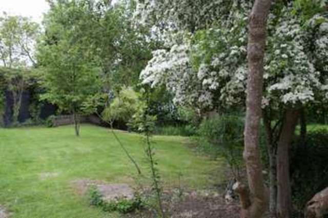  Image of 6 bedroom Detached house for sale in Harleston Road Rushall Diss IP21 at Harleston Road Rushall Diss, IP21 4RT