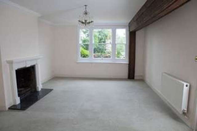  Image of 6 bedroom Detached house for sale in Harleston Road Rushall Diss IP21 at Harleston Road Rushall Diss, IP21 4RT