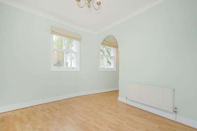  Image of 2 bedroom Flat to rent in High Street Harrow-on-the-Hill Harrow HA1 at Harrow On The Hill  Harrow on the Hill, HA1 3LL
