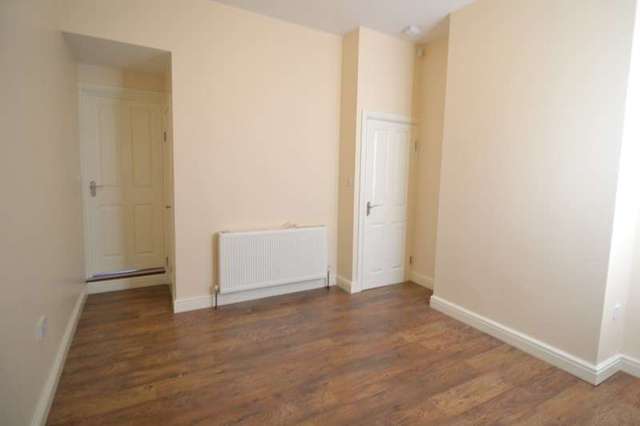  Image of 3 bedroom Property to rent in Harrow Road Selly Oak Birmingham B29 at Harrow Road Selly Oak Birmingham, B29 7DN
