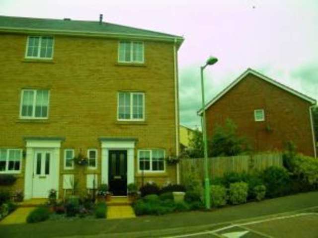  Image of 4 bedroom End of Terrace for sale in Ruffles Road Haverhill CB9 at Haverhill Suffolk Haverhill, CB9 0JY