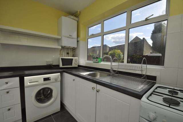  Image of 3 bedroom Detached house to rent in Haydons Road London SW19 at London  Haydons Road, SW19 8TR