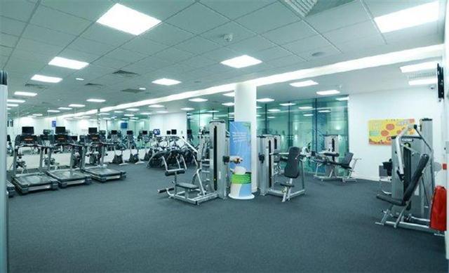  Image of 2 bedroom Apartment for sale in Station Approach Hayes UB3 at Hayes Middlesex Hayes, UB3 4FF