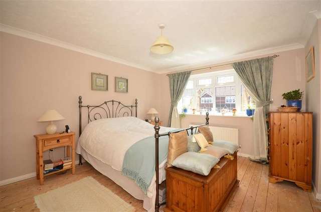  Image of 5 bedroom Detached house for sale in Hazelwood Drive Maidstone ME16 at Maidstone Kent Maidstone, ME16 0EA