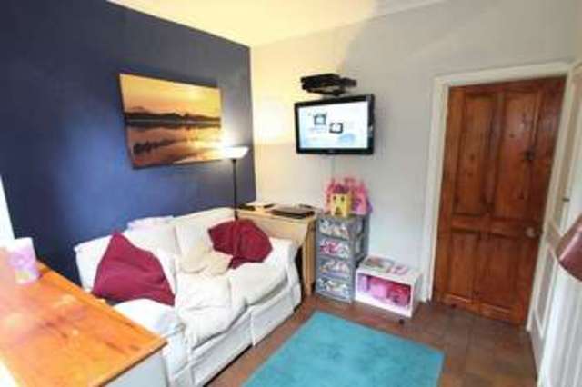  Image of 2 bedroom Terraced house to rent in Heath Road Upton Chester CH2 at Heath Road Upton Chester, CH2 1HX
