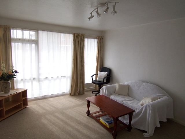  Image of 1 bedroom Flat to rent in Outram Road Southsea PO5 at Outram Road  Southsea, PO5 1QX