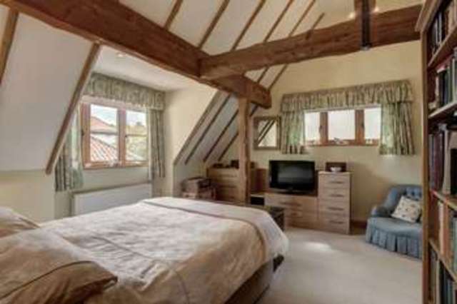  Image of 4 bedroom Detached house for sale in Low Road Hellesdon Norwich NR6 at 29 Low Road Hellesdon Norwich, NR6 5AE