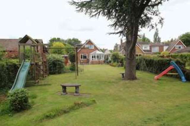  Image of 2 bedroom Property for sale in Hall Road Hemblington Norwich NR13 at Hemblington Hall Road Hemblington Norwich, NR13 4PY