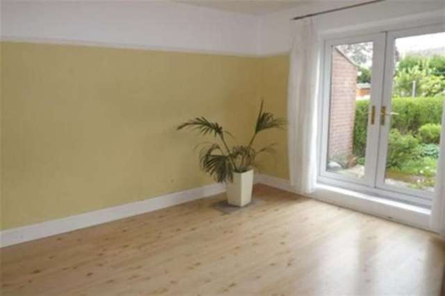  Image of 4 bedroom Semi-Detached house to rent in High Storrs Drive Sheffield S11 at Sheffield, S11 7LN