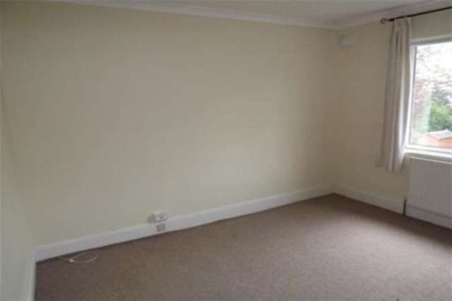  Image of 4 bedroom Semi-Detached house to rent in High Storrs Drive Sheffield S11 at Sheffield, S11 7LN