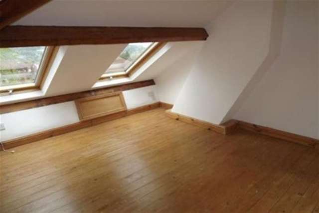  Image of 4 bedroom Semi-Detached house to rent in High Storrs Drive Sheffield S11 at Sheffield, S11 7LN