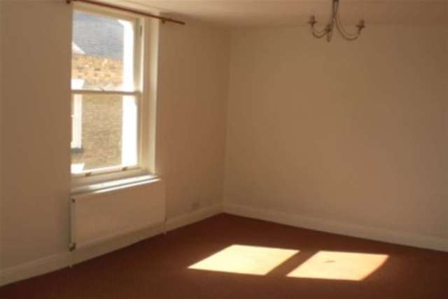  Image of 2 bedroom Property to rent in High Street Ramsgate CT11 at Ramsgate, CT11 9UA