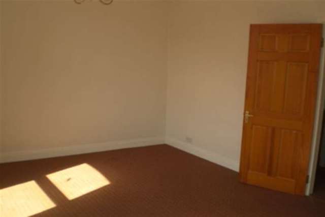  Image of 2 bedroom Property to rent in High Street Ramsgate CT11 at Ramsgate, CT11 9UA
