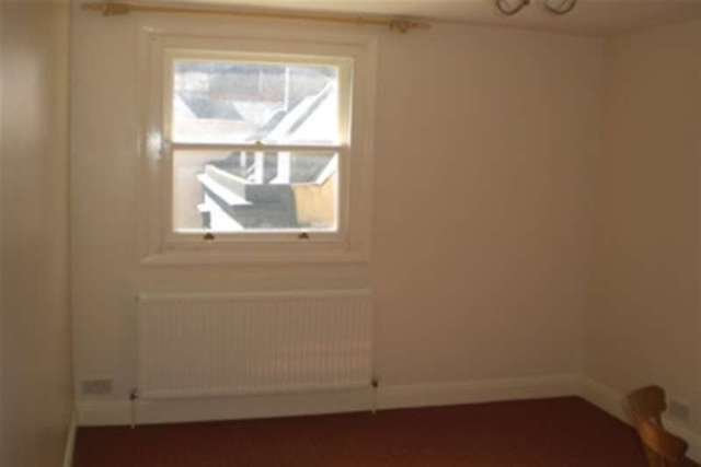  Image of 2 bedroom Property to rent in High Street Ramsgate CT11 at Ramsgate, CT11 9UA