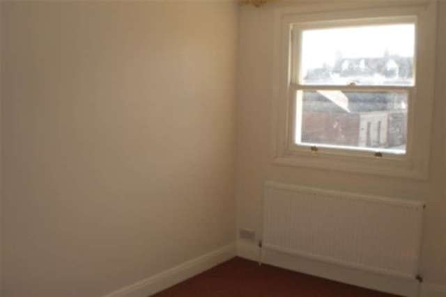  Image of 2 bedroom Property to rent in High Street Ramsgate CT11 at Ramsgate, CT11 9UA