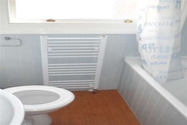 Image of 2 bedroom Property to rent in High Street Ramsgate CT11 at Ramsgate, CT11 9UA