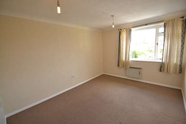 Image of 1 bedroom Flat to rent in High Street Irthlingborough Wellingborough NN9 at Irthlingborough Wellingborough Irthlingborough, NN9 5RA