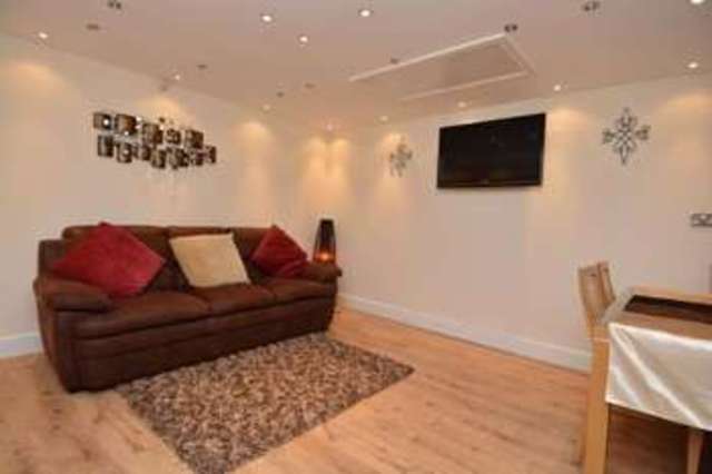 Image of 4 bedroom Detached house for sale in High Street Normanton WF6 at Normanton West Yorkshire Normanton, WF6 1NW