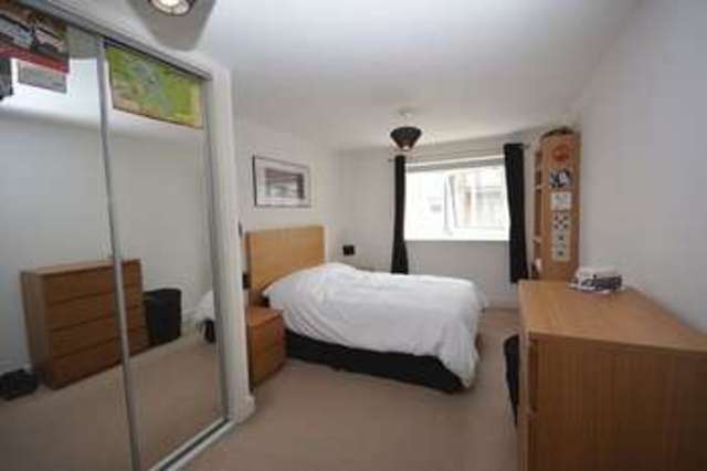  Image of 2 bedroom Flat to rent in High Street Southampton SO14 at High Street City Centre Southampton, SO14 2EA