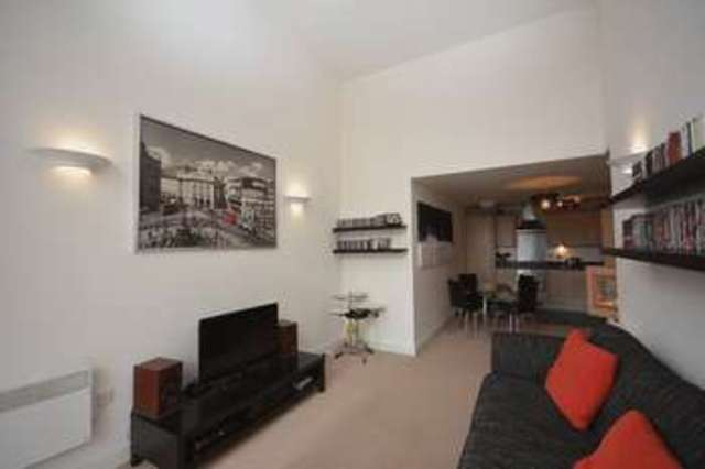  Image of 2 bedroom Flat to rent in High Street Southampton SO14 at High Street City Centre Southampton, SO14 2EA