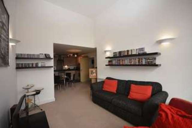  Image of 2 bedroom Flat to rent in High Street Southampton SO14 at High Street City Centre Southampton, SO14 2EA