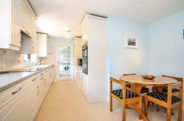  Image of 4 bedroom Detached house for sale in County Lane Warfield Bracknell RG42 at Warfield Newell Green, RG42 3JP