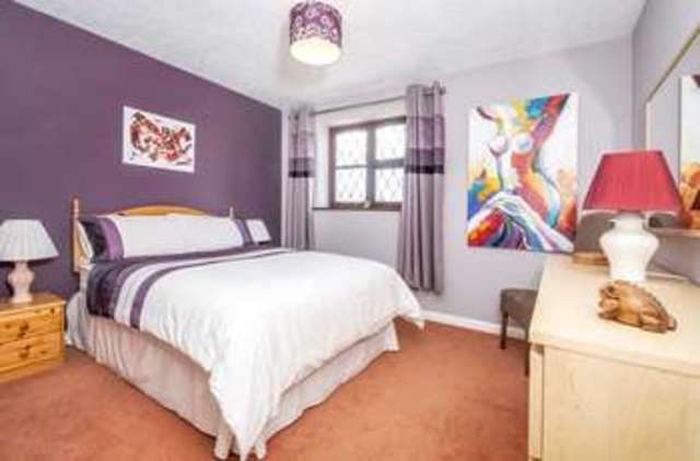  Image of 4 bedroom Detached house for sale in County Lane Warfield Bracknell RG42 at Warfield Newell Green, RG42 3JP
