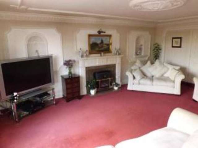  Image of 4 bedroom Detached house for sale in Holton Road Tetney Grimsby DN36 at Tetney Lincolnshire Tetney, DN36 5LR