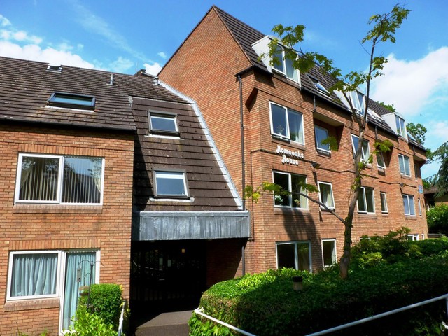  Image of 1 bedroom Flat to rent in Wimborne Road Winton Bournemouth BH2 at 30 Wimborne Road  Bournemouth, BH2 6QA