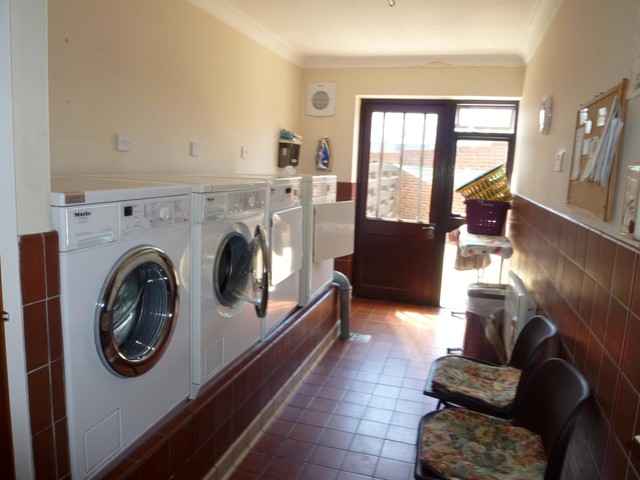  Image of 1 bedroom Apartment to rent in Hulbert Road Waterlooville PO7 at Homewater House Hulbert Road Waterlooville, PO7 7JZ