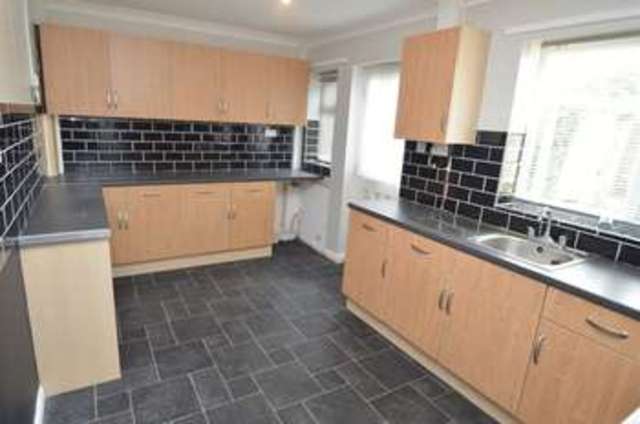  Image of 2 bedroom Terraced house to rent in Honiton Road Strelley Nottingham NG8 at Honiton Road  Nottingham, NG8 6JP