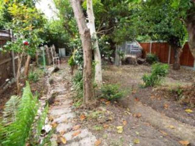  Image of 2 bedroom Bungalow for sale in Allenby Drive Hornchurch RM11 at Hornchurch  Havering, RM11 3SA