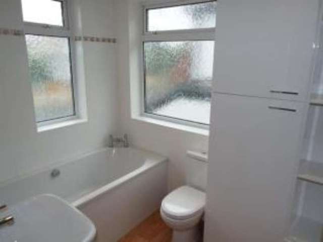  Image of 2 bedroom Maisonette for sale in Maywin Drive Hornchurch RM11 at Hornchurch  Havering, RM11 3ST