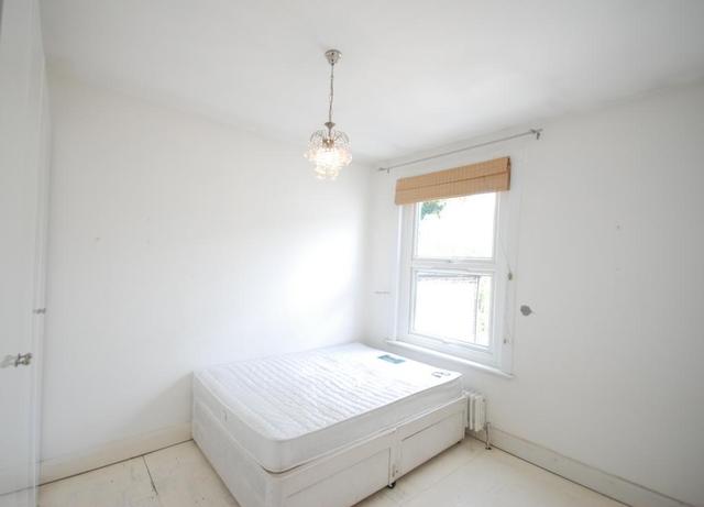  Image of 3 bedroom Terraced house to rent in Hornsey Park Road London N8 at Hornsey, N8 0JY
