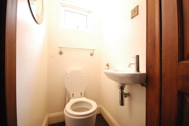  Image of 3 bedroom Terraced house to rent in Hornsey Park Road London N8 at Hornsey, N8 0JY
