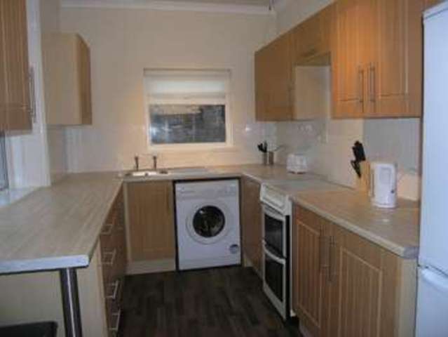  Image of 3 bedroom Terraced house to rent in Sidney Grove Newcastle upon Tyne NE4 at Sidney Grove Fenham Newcastle Upon Tyne, NE4 5PD