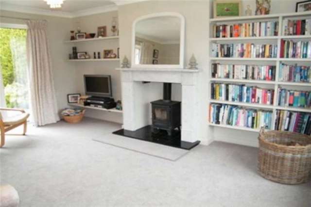 Image of 5 bedroom Detached house to rent in Hunts Road Stratford-upon-Avon CV37 at Stratford-upon-Avon, CV37 7JJ