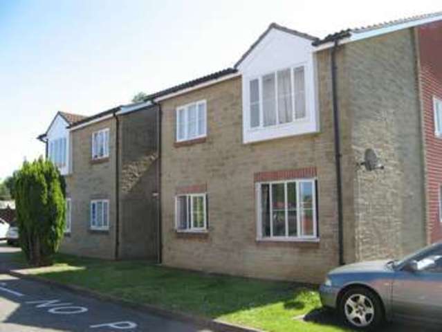  Image of 1 bedroom Flat to rent in Hyde Court Yeovil BA21 at Hyde Court  Yeovil, BA21 3SG