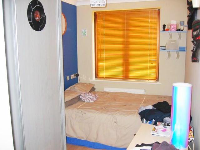  Image of 2 bedroom Apartment to rent in Plough Way London SE16 at Surrey Quays, SE16 7AB