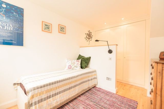  Image of 2 bedroom Detached house to rent in Inverleith Place Lane Edinburgh EH3 at Fettes Edinburgh Edinburgh, EH3 5QJ