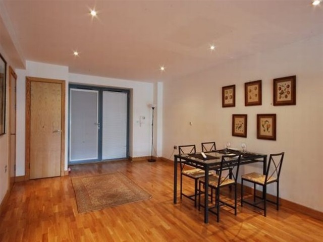  Image of 2 bedroom Flat to rent in Dace Road London E3 at HACKNEY WICK, E3 2NX