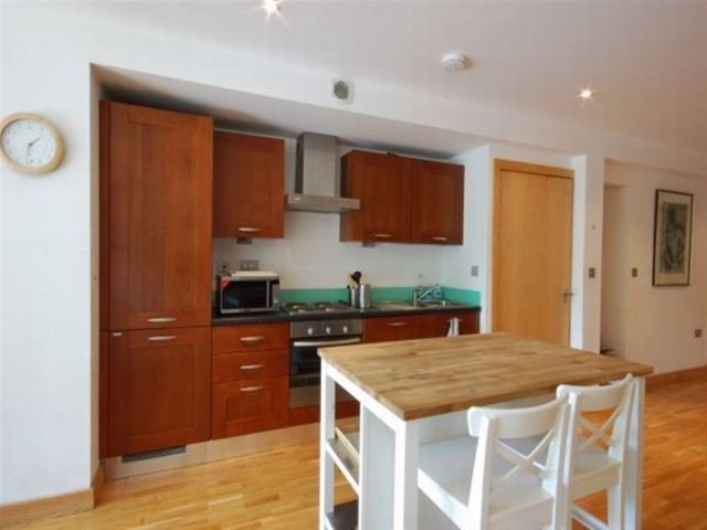  Image of 2 bedroom Flat to rent in Dace Road London E3 at HACKNEY WICK, E3 2NX