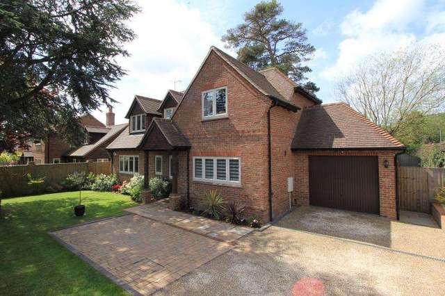 Image of 3 bedroom Detached house for sale in Main Road Walters Ash High Wycombe HP14 at Main Road  WALTERS ASH, HP14 4UU