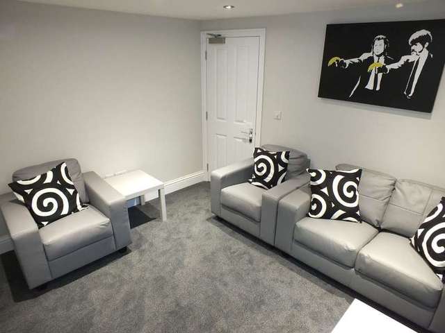  Image of 1 bedroom Detached house to rent in Jesse Terrace Reading RG1 at Reading Berkshire Reading, RG1 7RS